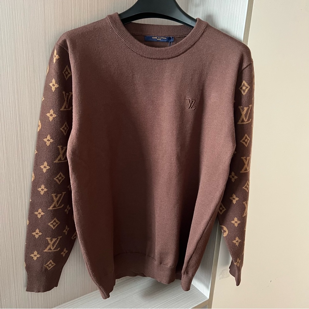 LOUIS VUITTON Men's Pullover Sweater